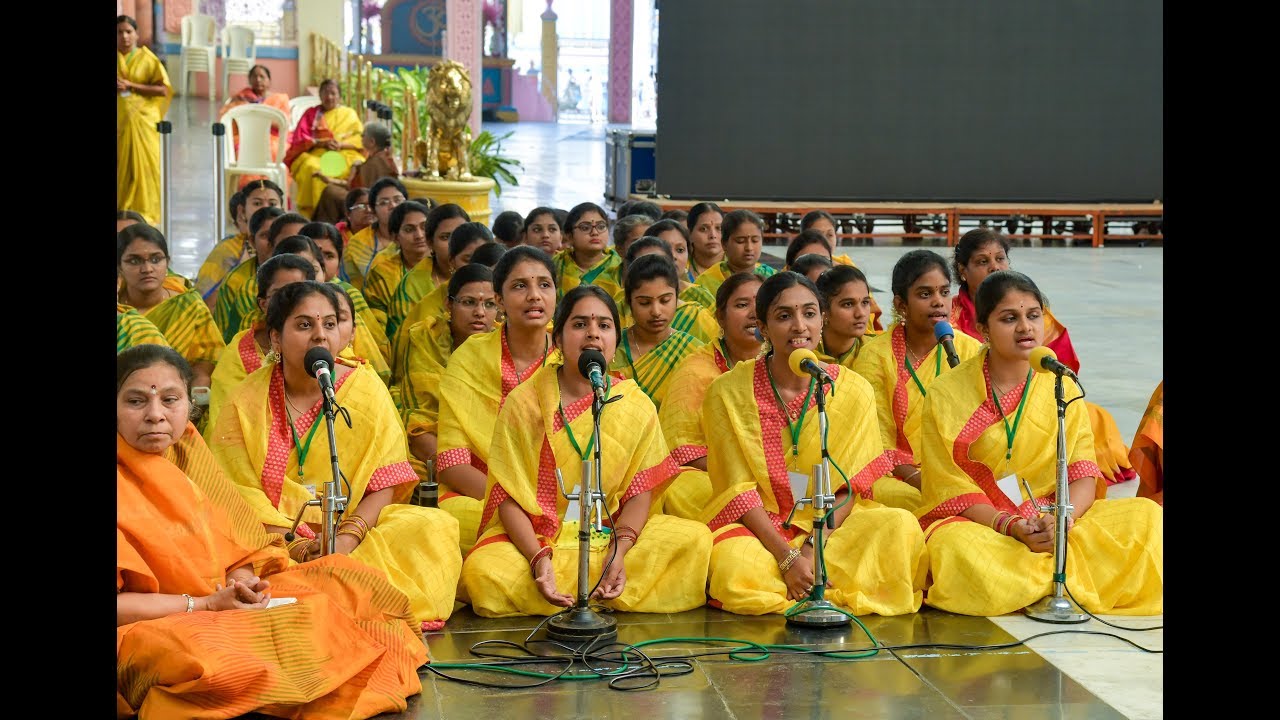 bhajans mooji 2019 Sahashra Chakra Yuva Parthi Yatra (Morning Program) at Prasanthi Nilayam - 5th Apr 2019