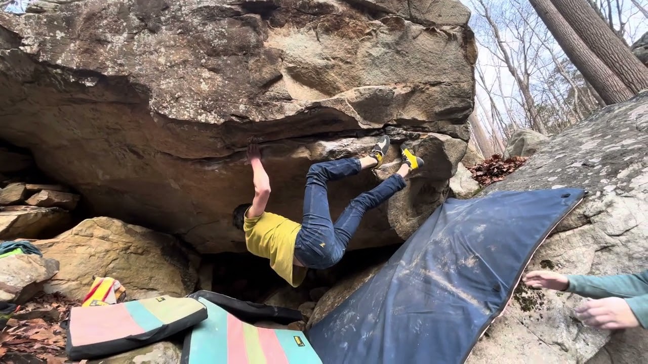 V7 Off The Hook (360 method) - NRG Bouldering