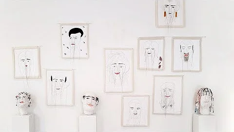 Elisabeth Busch Holitschke in der Galerie Dielmmer...