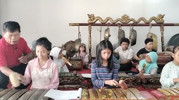 Belajar main gamelan #gamelan  #gamelanjowo #musiktradisional #alatmusik #alatmusikjawa 