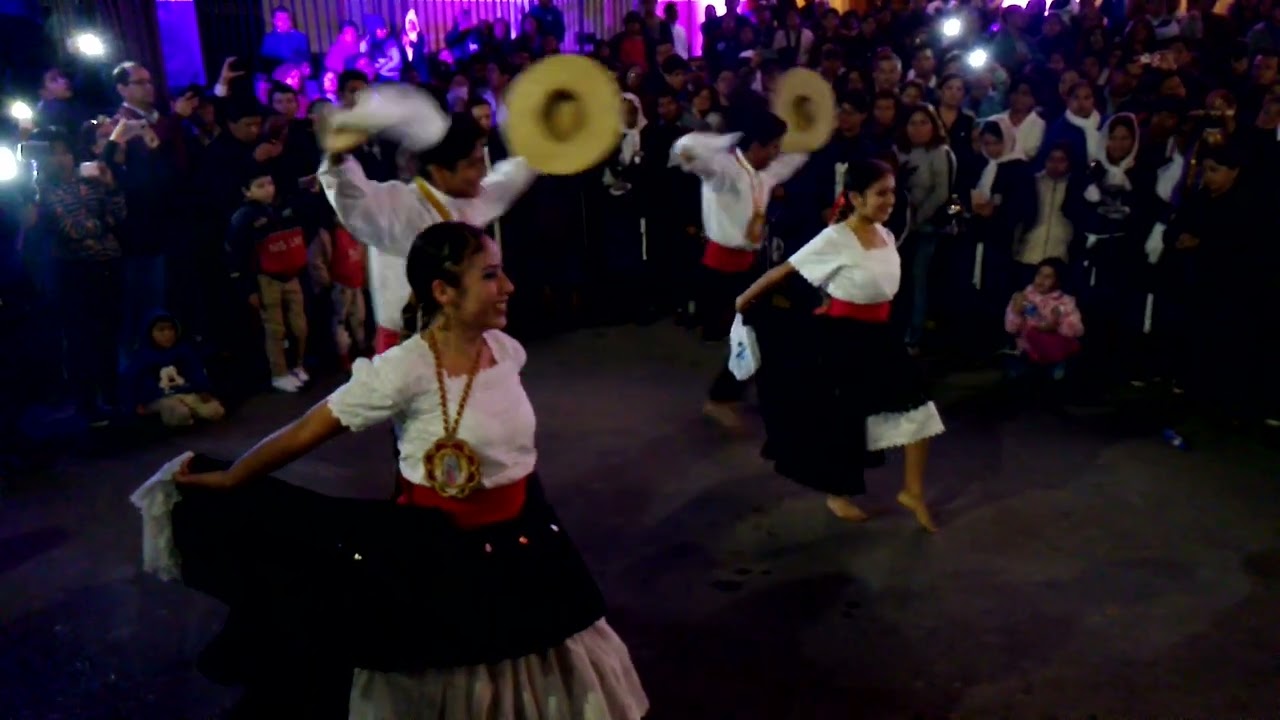 Homenaje al Señor de los Milagros Catedral de Chiclayo - Marinera Norteña - 19 Octubre del 2018