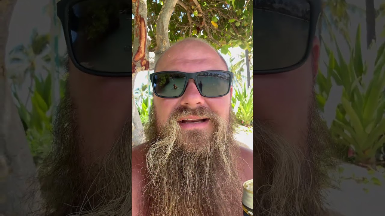 Hawaii Beer Review Big Island Brewhaus Migoto Rice Lager 4.4% 