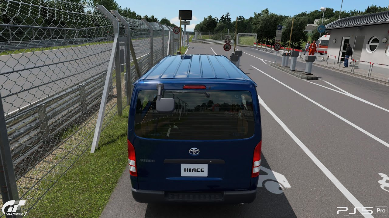 Gran Turismo 7 | Toyota Hiace Van DX '16 - Nürburgring