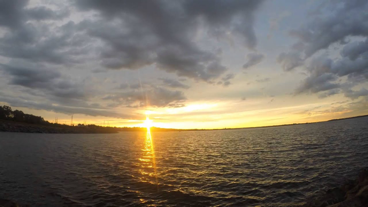 My first ever Sunset Gopro Timelapse (HD)