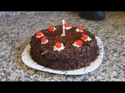 Cocina con GLaDOS - Tarta de Portal