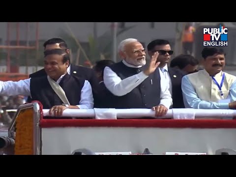 Modi Gets Rousing Welcome In Guwahati | Public TV English