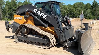 CASE Minotaur || DL550 Compact Dozer Loader with EEA Group and Hindy