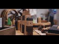 Історія про родину з Німеччини, яка переїхала в Ужгород та виготовляє дерев'яні іграшки