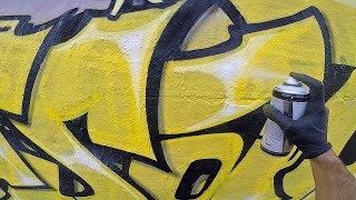 Graffiti - Rake43 - Black &amp; Yellow