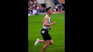 World record  Jakob Ingebrigtsen on 2 miles ??