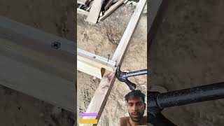 Screwing Together Strength: Why Hand Tools Still Rule the Workshop
