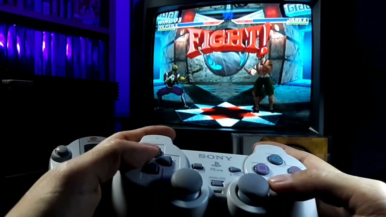 Dreamcast MK4 game play with Reptile and a Playstation controller.