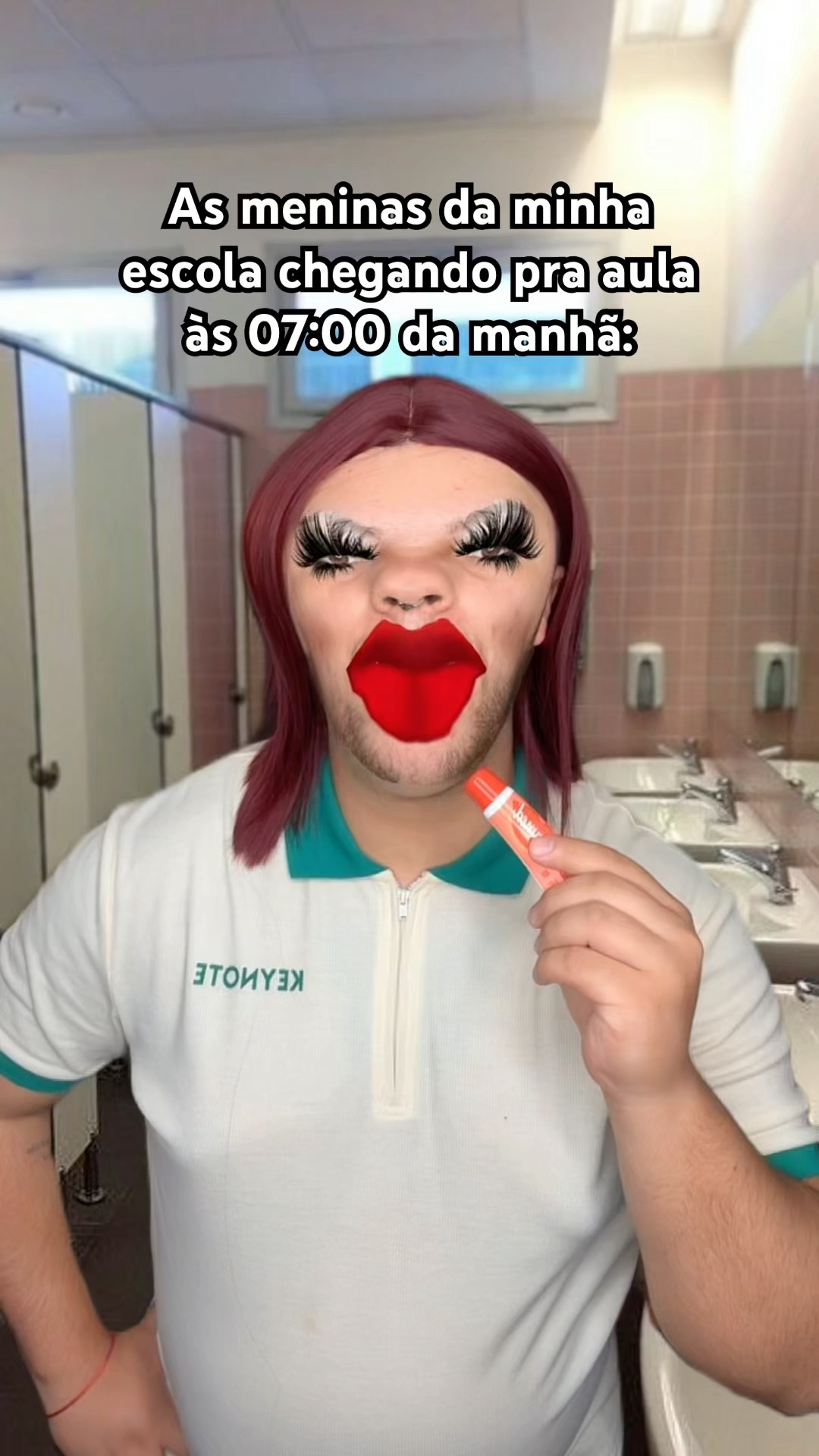 AS MENINAS DA MINHA ESCOLA CHEGANDO PRA AULA ÀS 07:00 DA MANHÃ