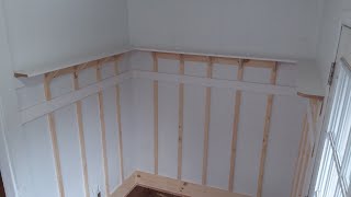 Building a wainscoting