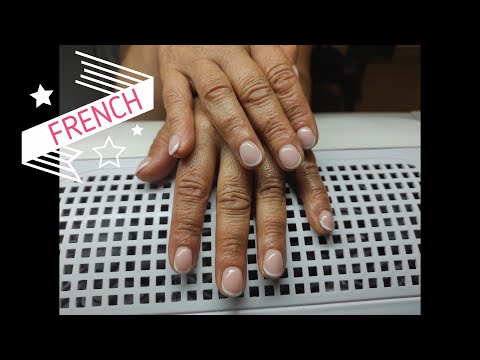 Wideo: Delikatny manicure na krótkie paznokcie 2018