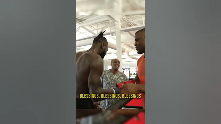 Francis Ngannou meets former heavyweight world cha...