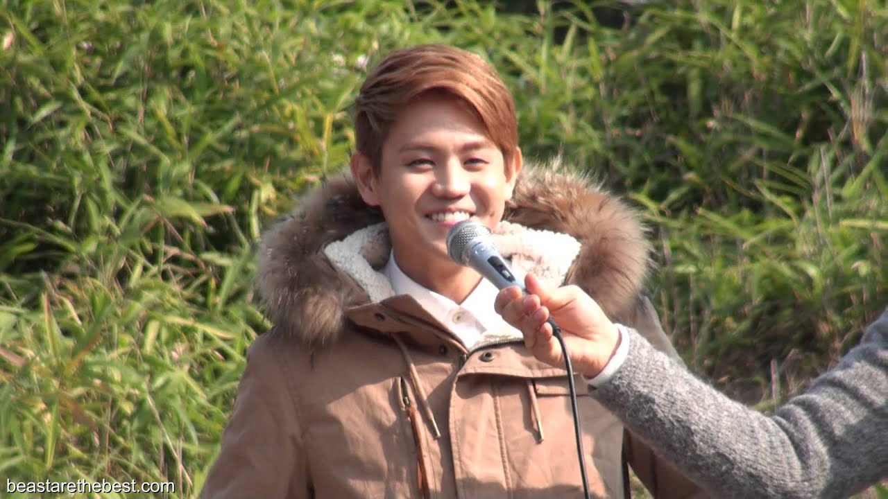 [Fancam] Yoseob 121202 - Solo Debut Mini Fanmeeting @Inkigayo (Part 1/4)