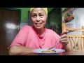 Assalamualaikum bunda...sekarang saya masak nasi goreng request dari kakak .
