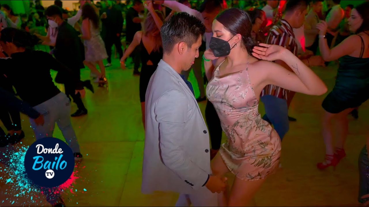 Mexicanos Bailando Salsa en Fusion Salsa Fest 2021