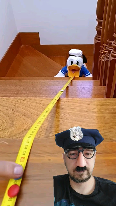 Donald Duck vs M&M's #donaldduck #funny #duck #comedy