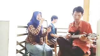 Download Lagu Menepis Bayang Kasih - Original song by Rita Effendy (cover version) MP3 Download Lagu Menepis Bayang Kasih - Original song by Rita Effendy (cover version) MP3