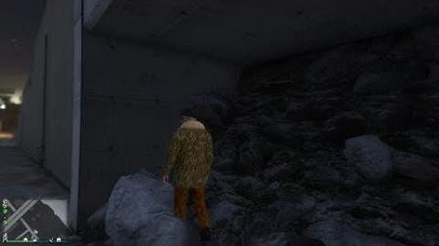 Grand Theft Auto 5 Online - Glitch to fall through the map