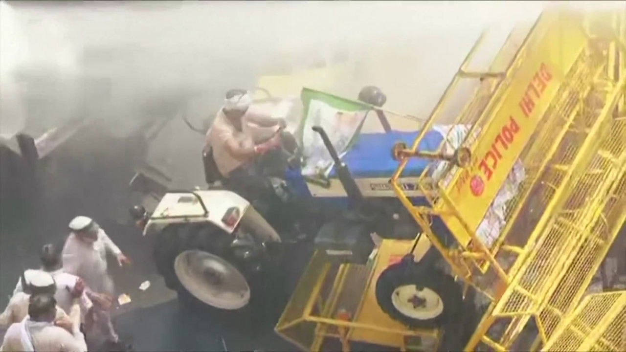 Indian police fire tear gas, water cannon to break up farmers' protest