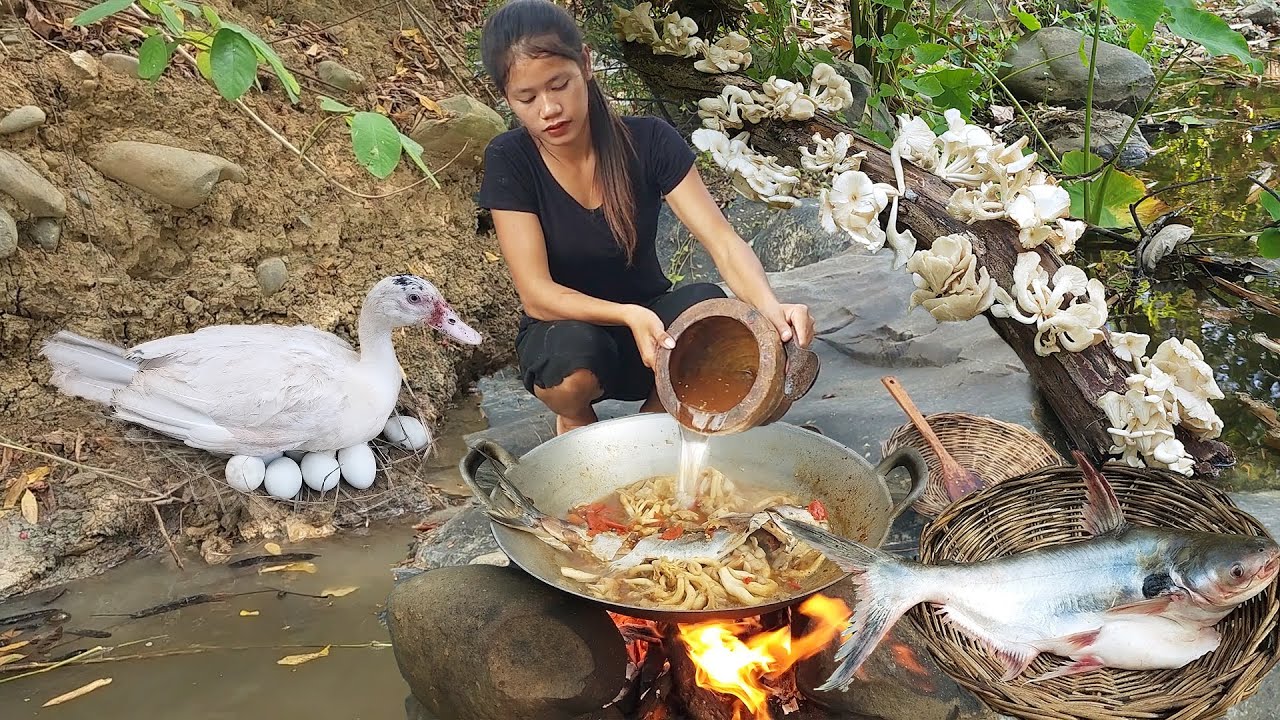 Baby duck egg cooking with chili sauce for survival food, Fish curry spicy with mushroom for dinner
