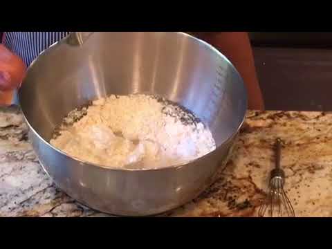 how-to-make-a-vanilla-chocolate-swirl-cake🎂