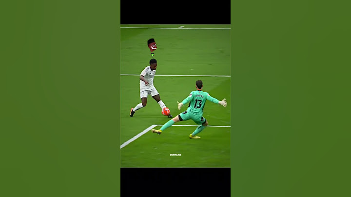 Mbappe shows Vinicius how to score!😱