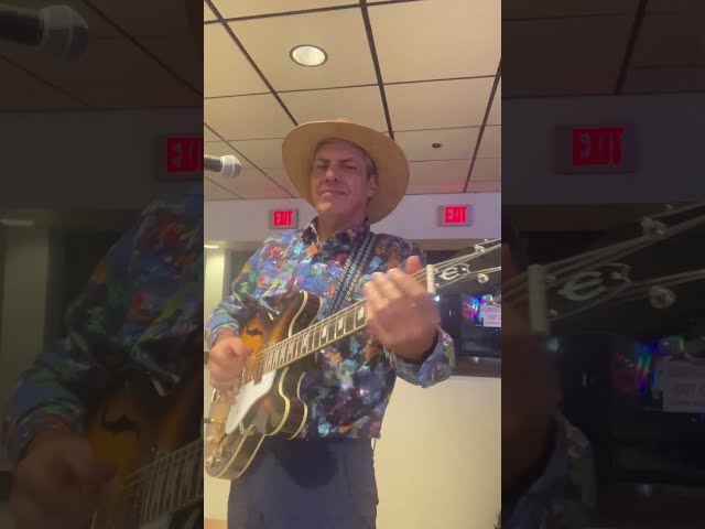 Guitar Solo On Mary Had a Little Lamb #shortsmusic #trending #guitarsolo #guitarmaster #guitarlesson