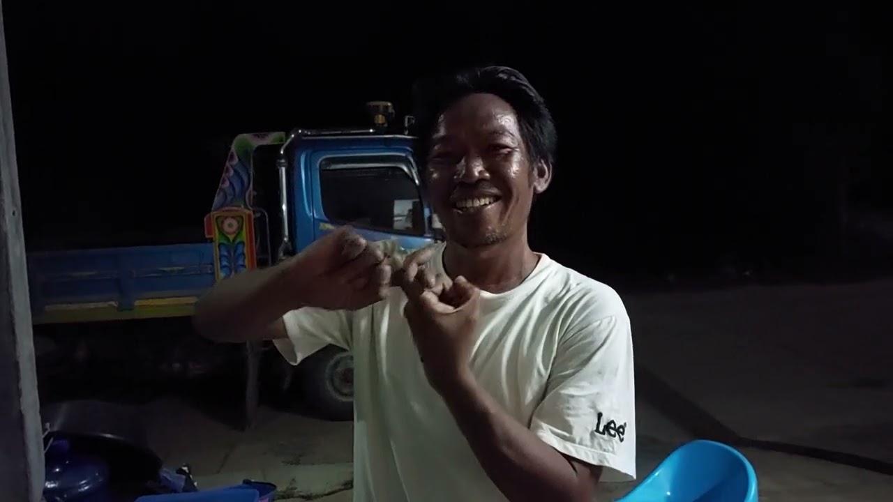 แวะมาเล่นกับหัวหน้าจร๊ย