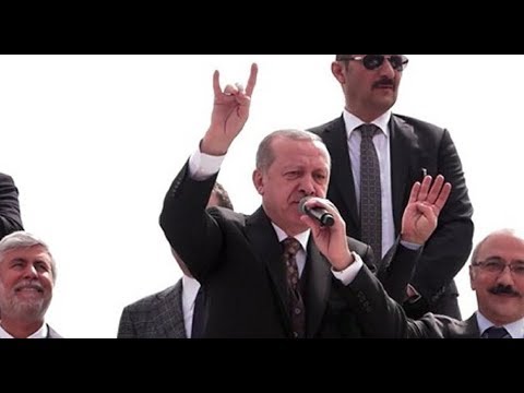 Recep Tayyip Erdoğan Kimler Kimlerle Beraber ? [Sanatçı]