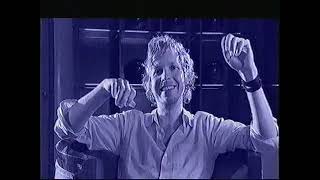 Beck - Rage Guest Programmer (April 2003) - Beck talks about his song & video for "Lost Cause"