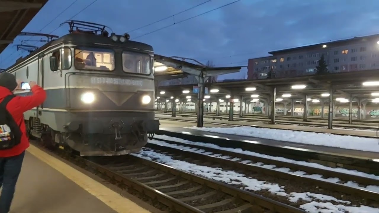 Am filmat pregătirea și plecarea trenului de București - Budapesta 