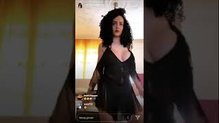 MELEK ÖZÇAĞAN ⚡⚡⚡ İNSTAGRAM CANLI YAYINDA🔥🔥🔥 MÜKEMMEL SHOW