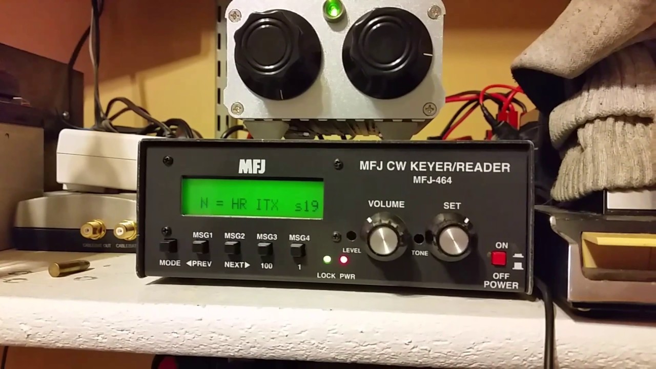 Ic-7300 With MFJ 464 KEYER/READER - YouTube