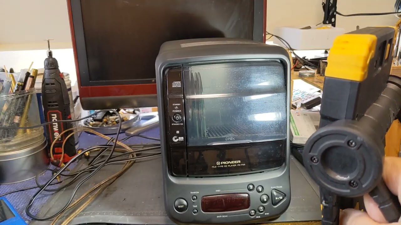 Pioneer PD-F25A CDチェンジャー - YouTube
