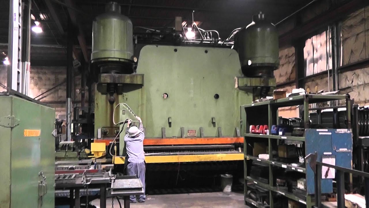 Machine Tools, INC. Pacific 2000 Ton Press Brake YouTube