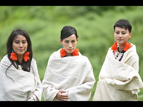 Tetseo Sisters : Mürinulü Lizo (Traditional) with English Subtitles