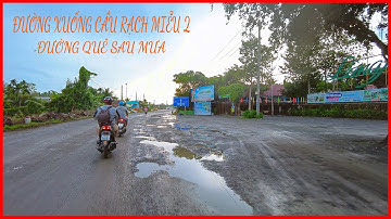 Hoe is de landweg na de regen, het gedeelte dat naar de Rach Mieu 2-brug leidt?