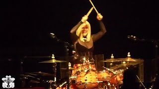 Avril Lavigne - Love Sux (Avril on Drums) [Live in Berlin, Love Sux Tour, 15/04/23]