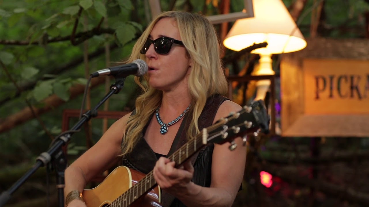 Heartless Bastards - Pocket Full Of Thirst