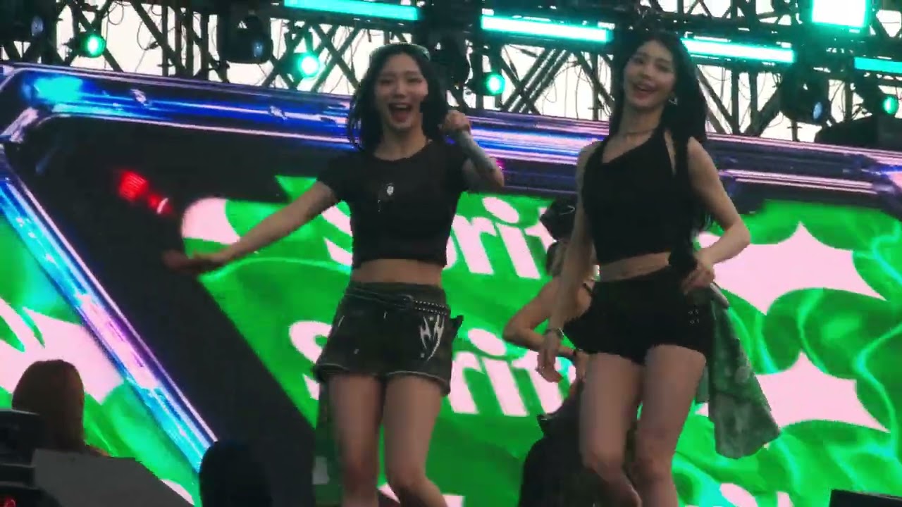 [4k] 20250704 케플러 WA DA DA 워터밤서울 2025 직캠