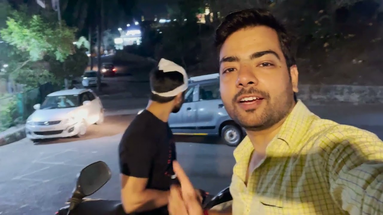 POLICE WALO NE BHAGA DIYA