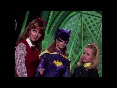 Batman Season 3 episode 12 (The Foggiest Notion) - Batgirl Supercut
