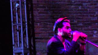 Twin Shadow - I Don&#39;t Care (Auditorio Black Berry 13-dic-12)