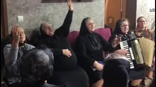 Sora Luci și grupul : Acel ce pururi are grijă : Când te afli-ngrijorat