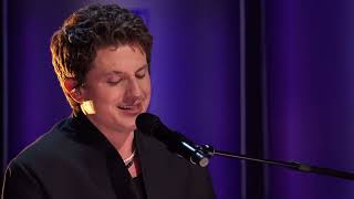 Charlie Puth Performs \\