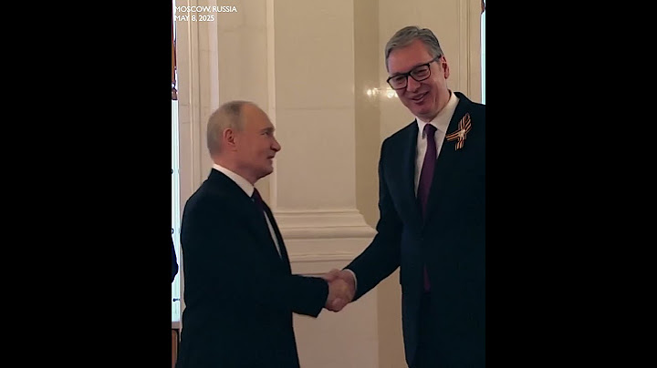 Powerful handshakes between Putin and Vucic tributing to an uneasy arrival from Serbia